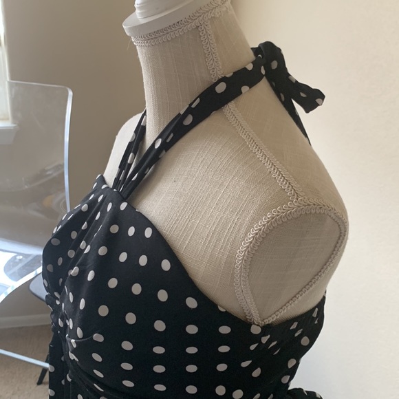 Polka Dot Halter Dress.. size Large, Excellent condition. - Picture 6 of 8